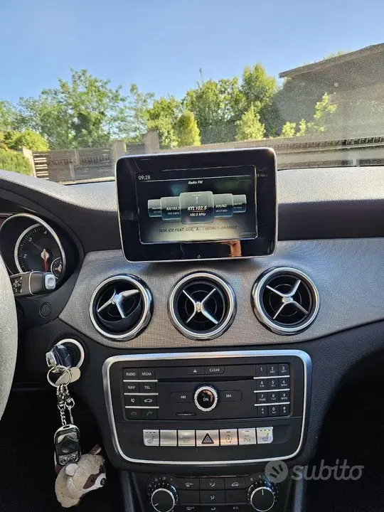 Mercedes-Benz Gla 2018 photo 5