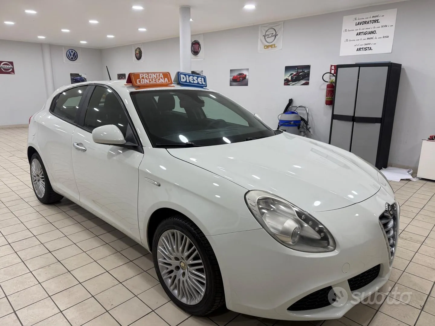 Alfa Romeo Giulietta 2010 photo 2