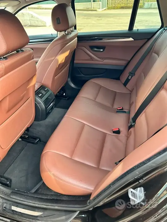 BMW 518 Touring 2016 photo 4