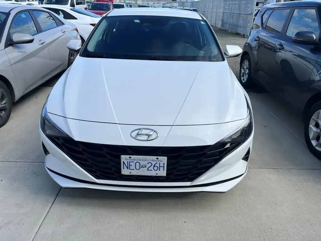 Hyundai Elantra 2022 photo 2