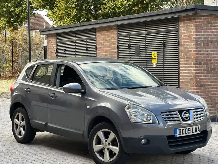 Nissan Qashqai 2009 photo 3