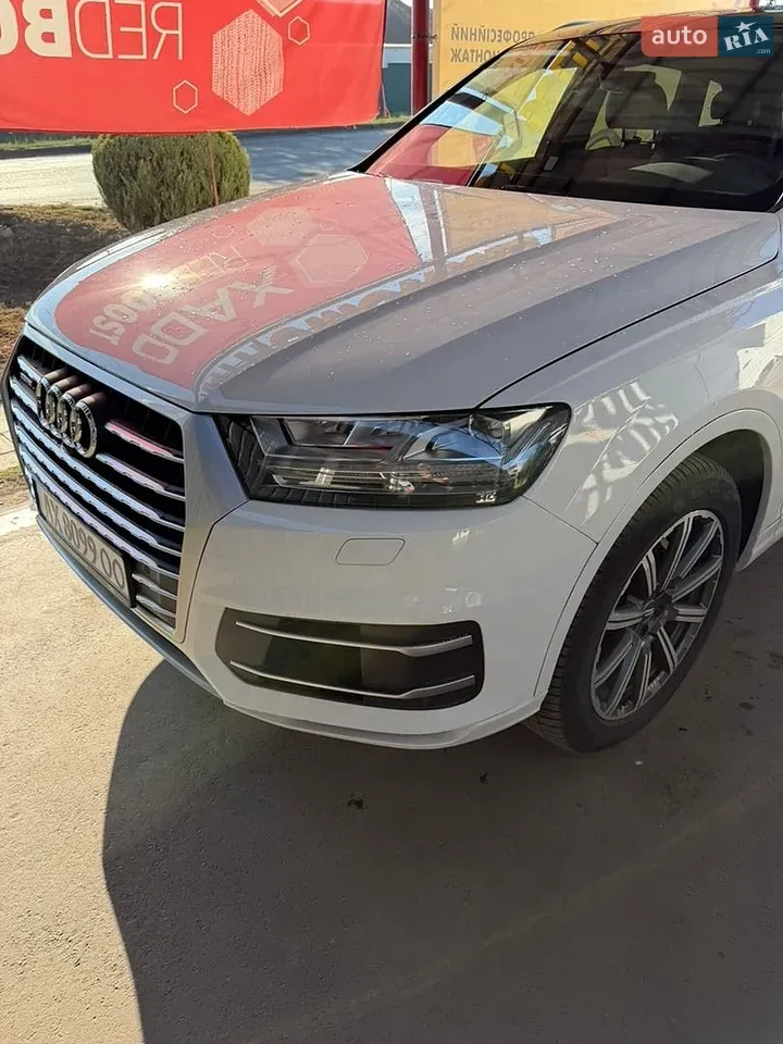 Audi Q7 2016 photo 5