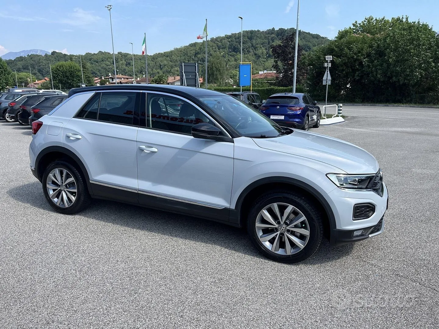 Volkswagen T-Roc 2020 photo 3
