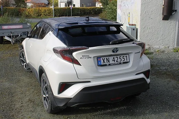 Toyota C-Hr 2017 photo 5