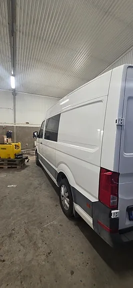 Volkswagen Crafter 35 2025 photo 3