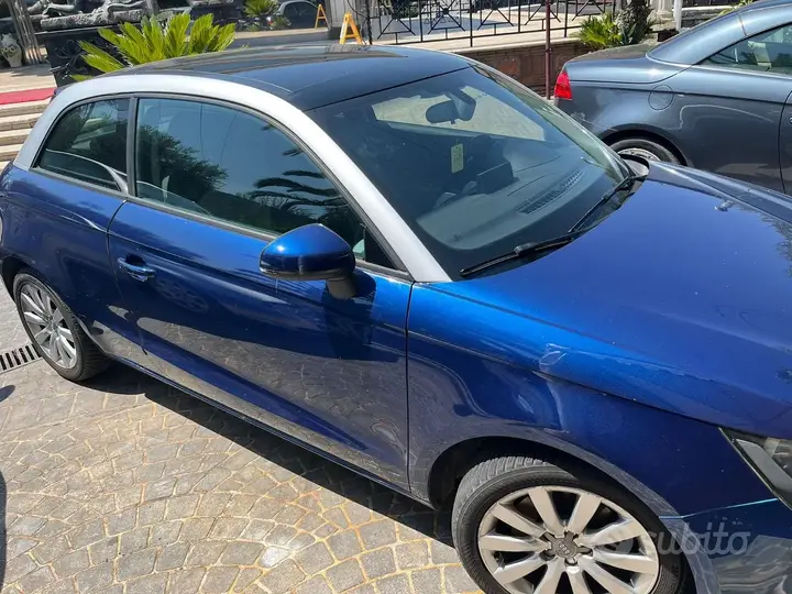 Audi A1 2011 photo 2