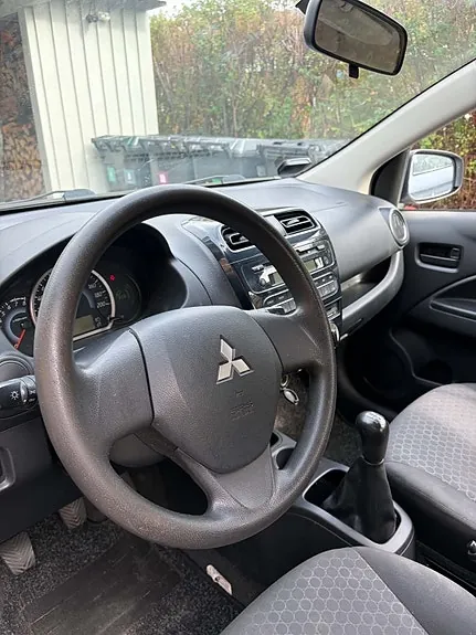 Mitsubishi Space Star 2015 photo 4