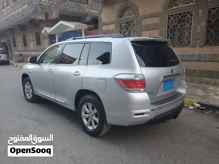 Toyota Highlander 2011 photo 3