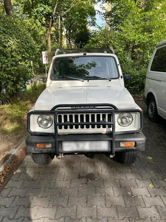 Suzuki Sj 410