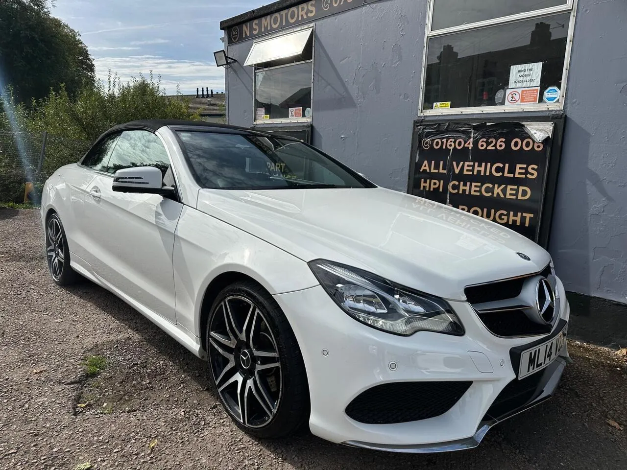 Mercedes-Benz E-Class 2014 photo 2
