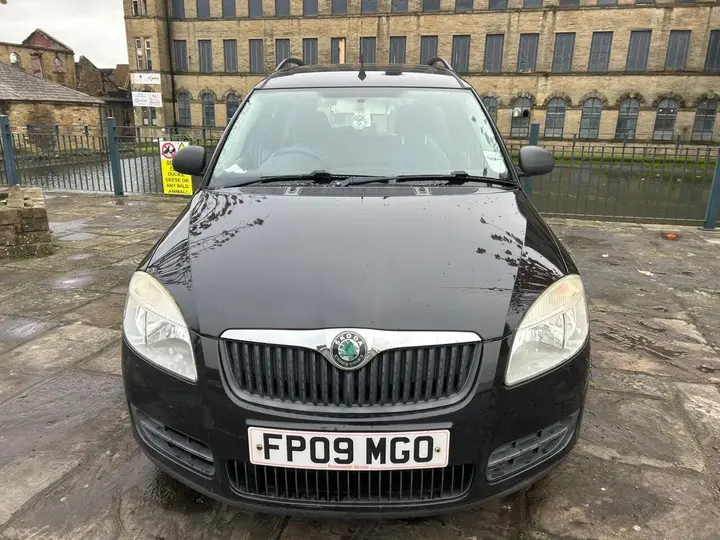 Skoda Roomster 2009 photo 3