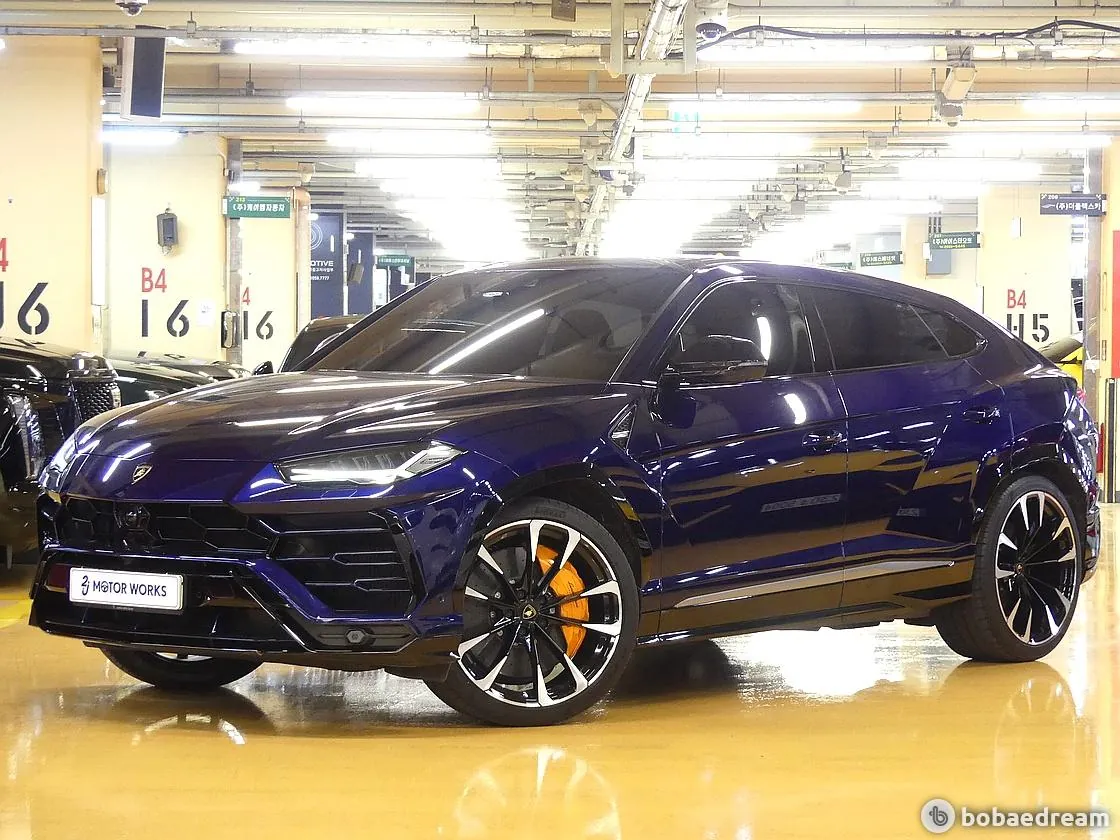 Lamborghini Urus 2021 photo 2