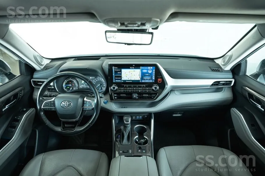 Toyota Highlander 2022 photo 4