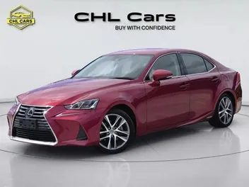 Lexus Is 300H 2018 photo 2