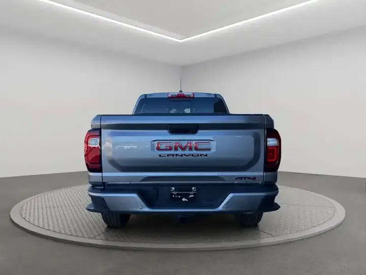 GMC Canyon 2025 photo 5