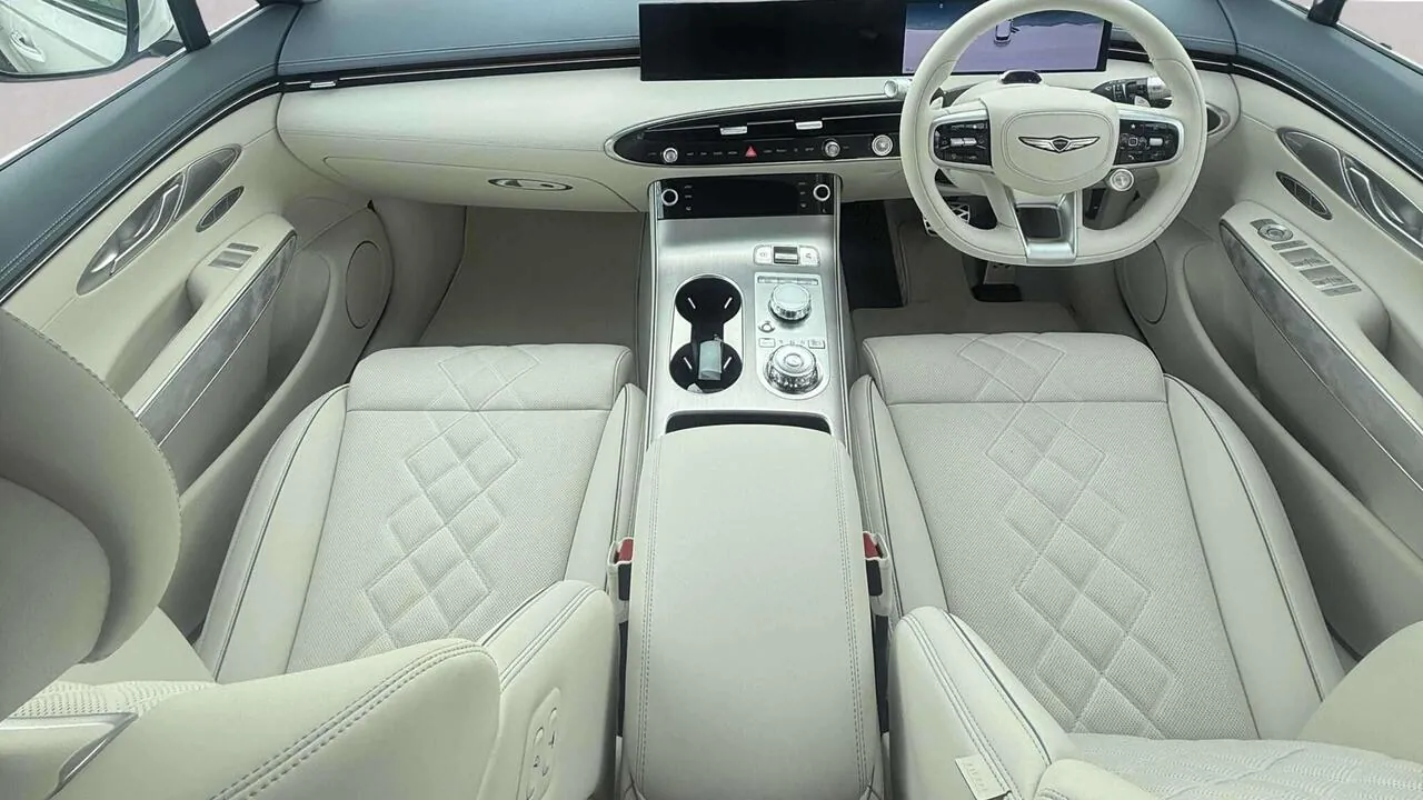 Genesis Gv70 2025 photo 3