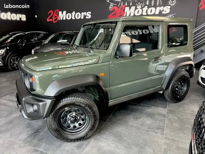 Suzuki Jimny 2023 photo 3