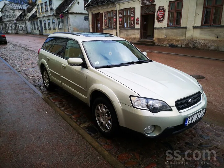 Subaru Outback 2005 photo 2