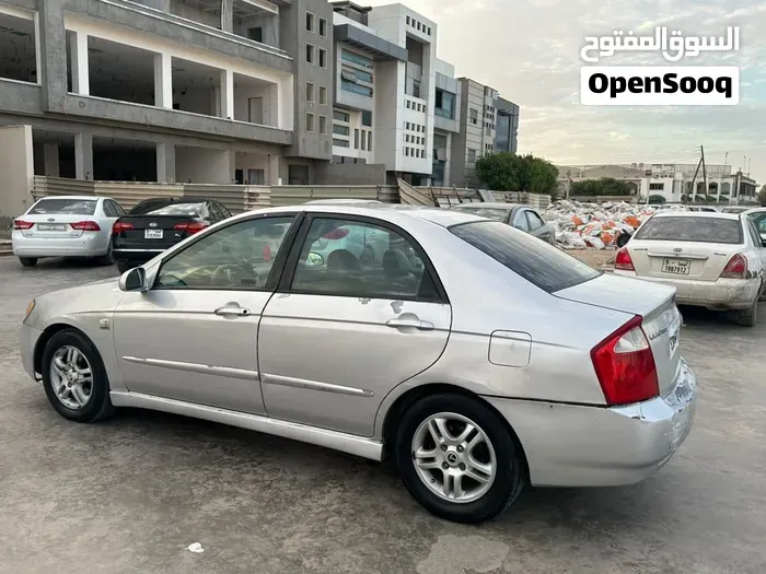 Kia Cerato 2005 photo 3