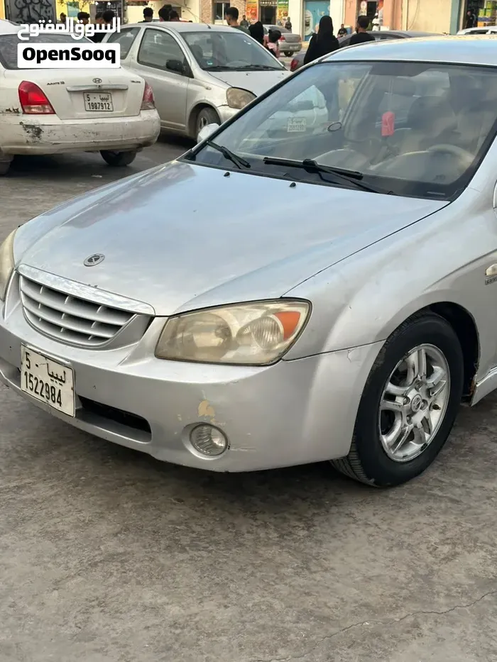 Kia Cerato 2005 photo 2