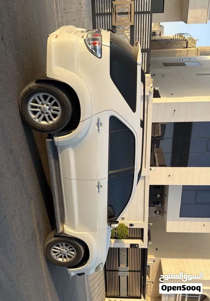 Toyota Fortuner 2013 photo 3