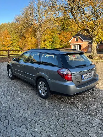 Subaru Outback 2006 photo 4