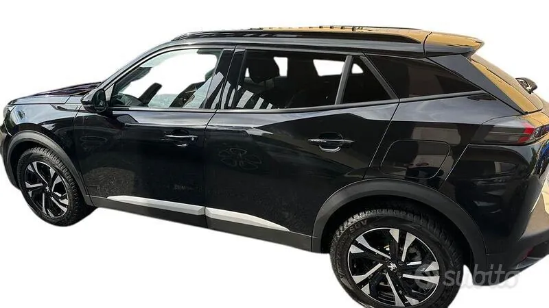 Peugeot 2008 2021 photo 2