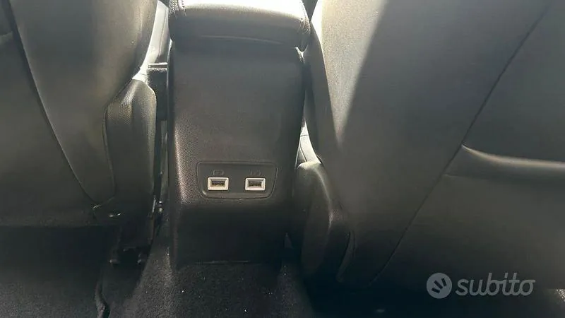 Peugeot 2008 2021 photo 5