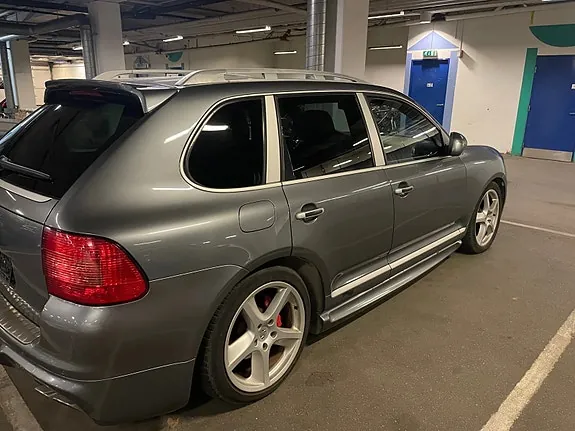 Porsche Cayenne Turbo 2003 photo 3
