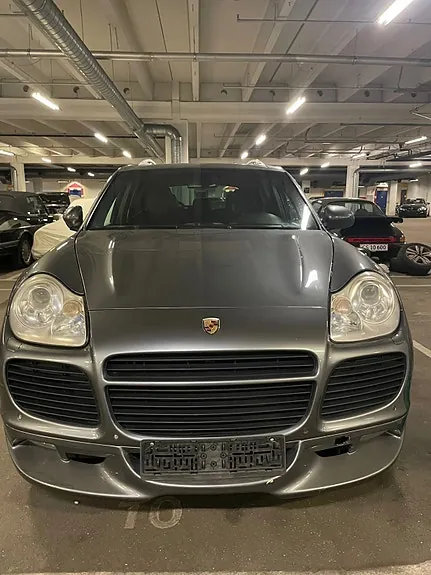 Porsche Cayenne Turbo 2003 photo 2