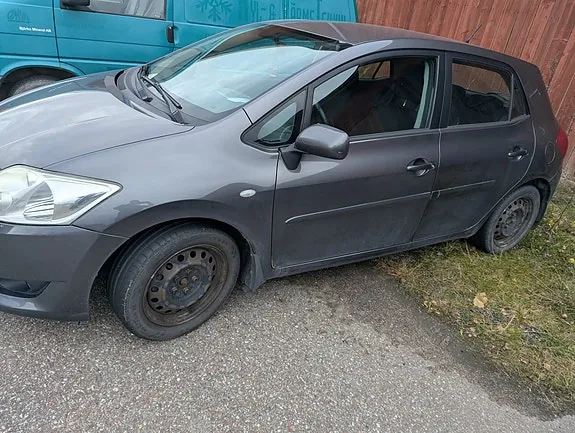 Toyota Auris 2007 photo 3