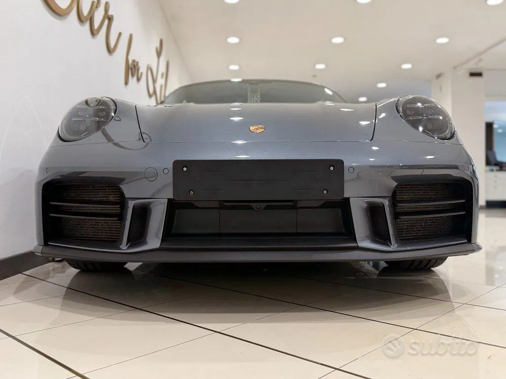 Porsche 911 Carrera 992.2 2025 photo 4