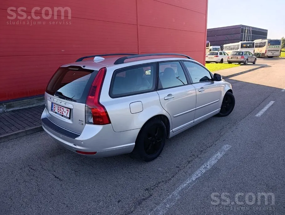 Volvo V50 2009 photo 5
