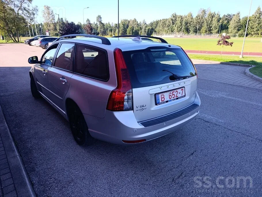 Volvo V50 2009 photo 4
