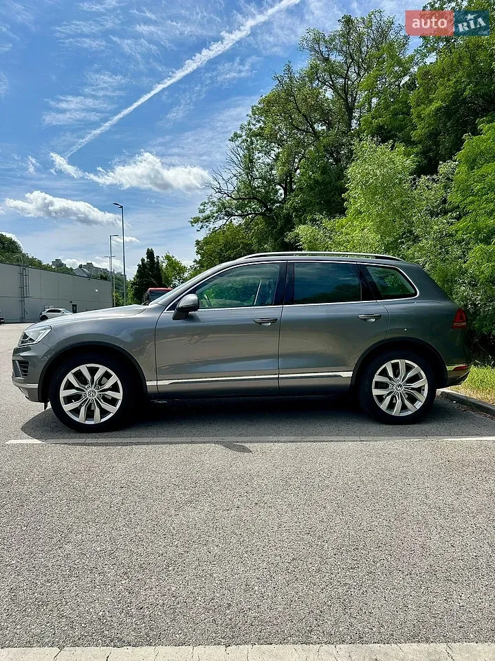 Volkswagen Touareg 2014 photo 3