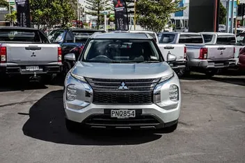 Mitsubishi Outlander 2022 photo 5