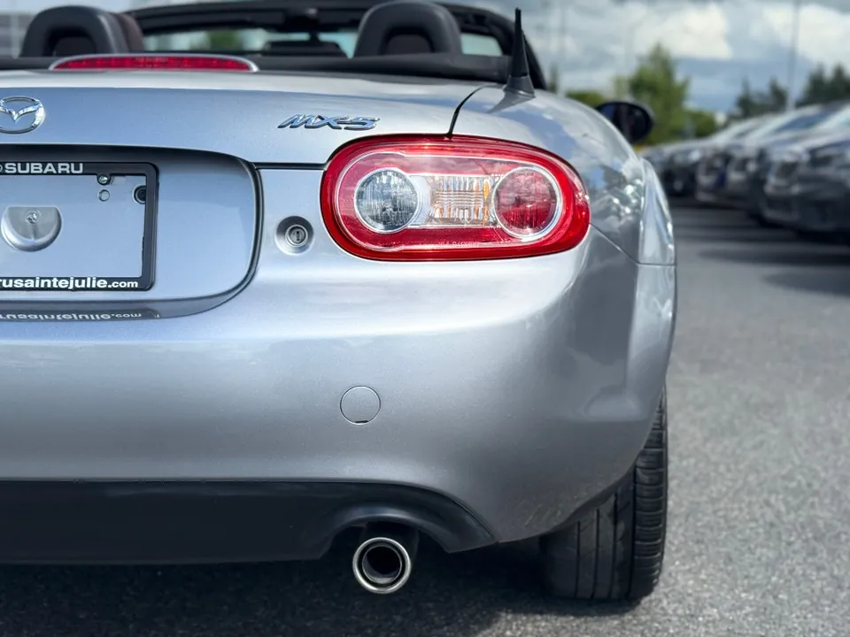 Mazda Mx-5 2010 photo 5