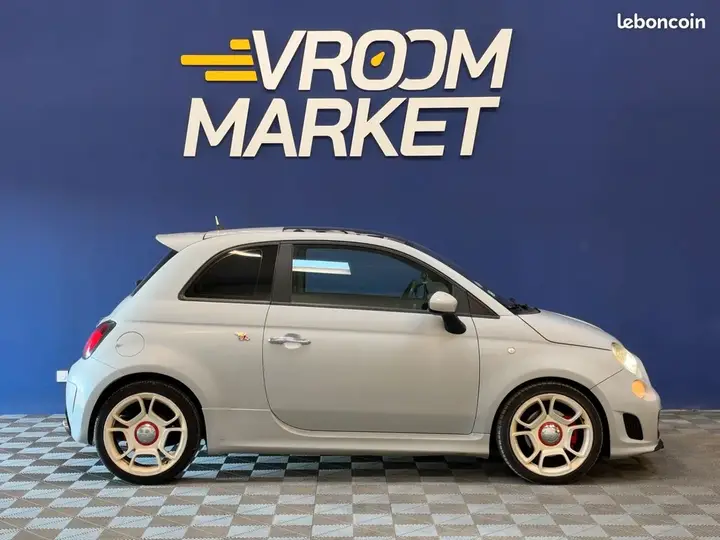 Abarth 500 2012 photo 4