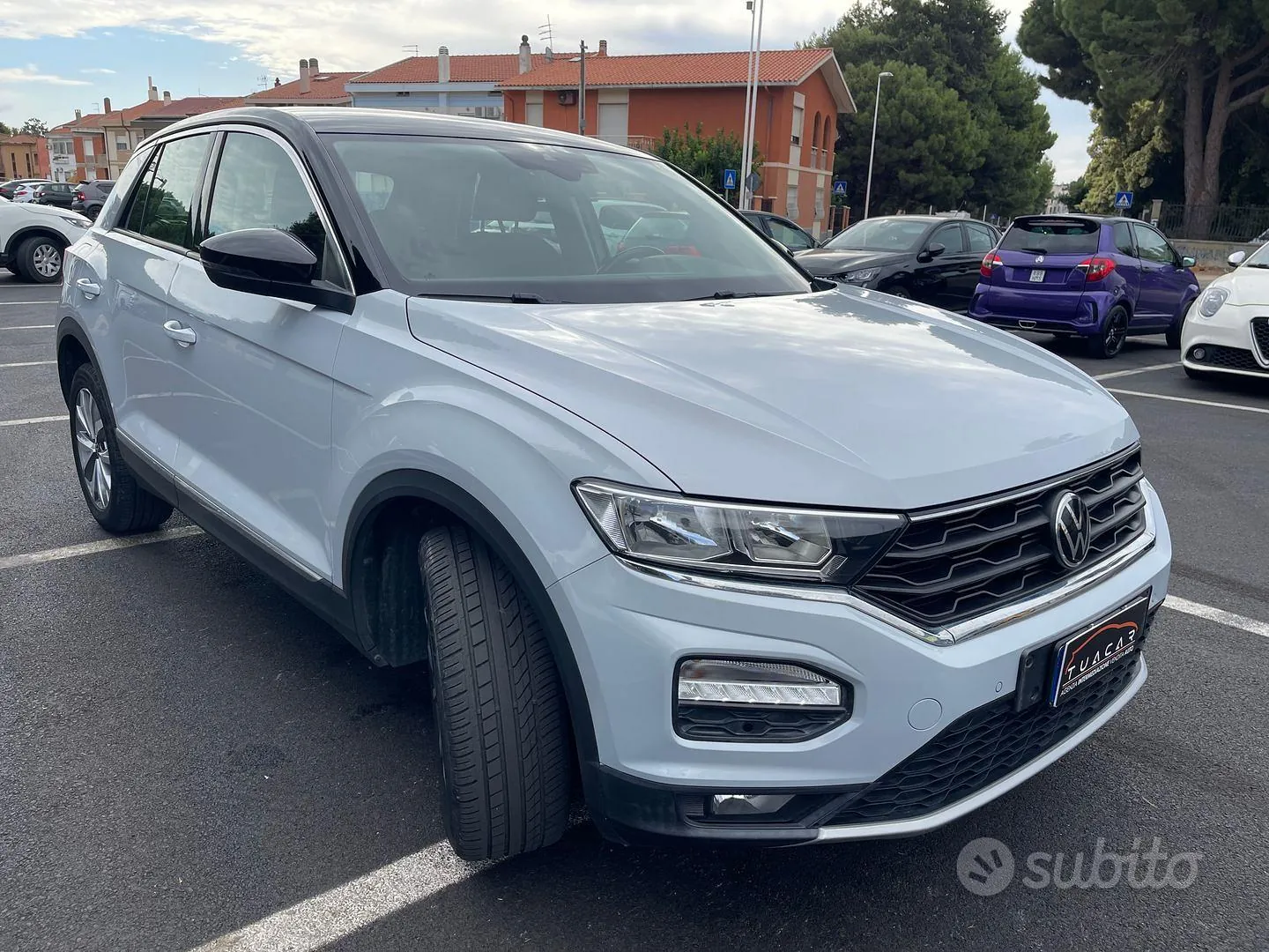 Volkswagen T-Roc 2021 photo 2