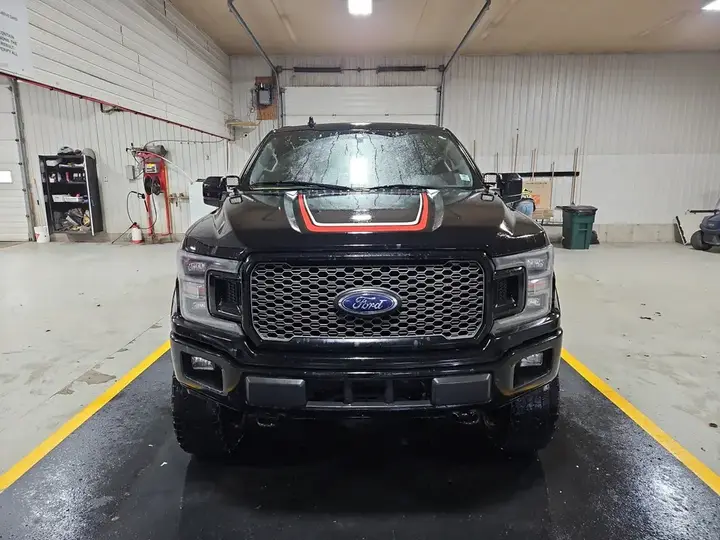 Ford F-150 2018 photo 2