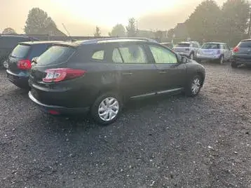 Renault Mégane 2012 photo 2