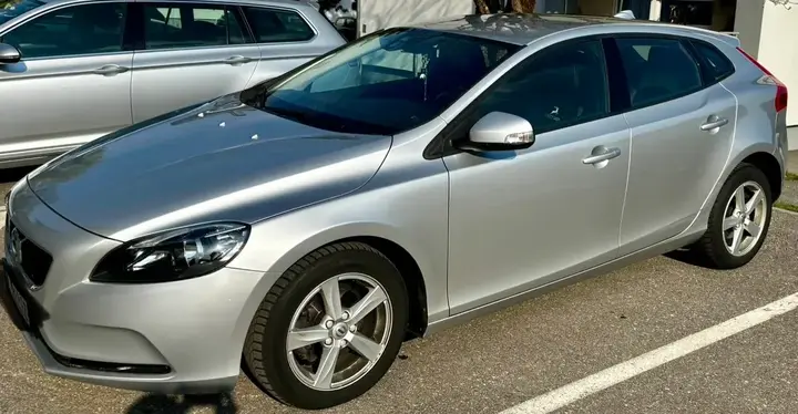 Volvo V40 2018 photo 2