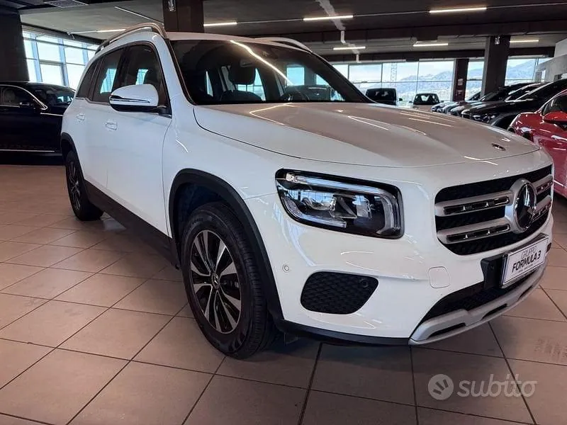 Mercedes-Benz Glb 2022 photo 2