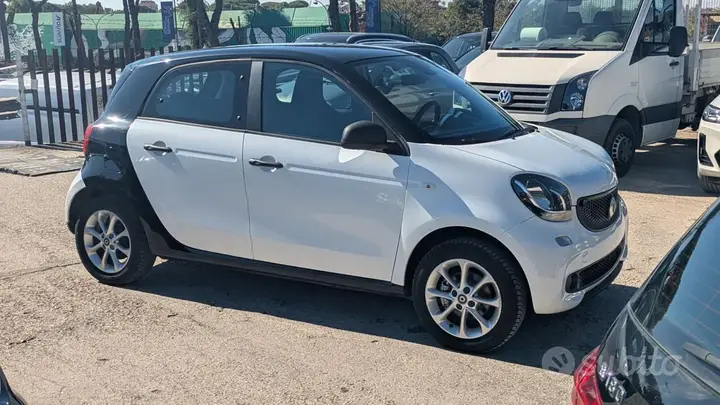 Smart Forfour 2015 photo 3