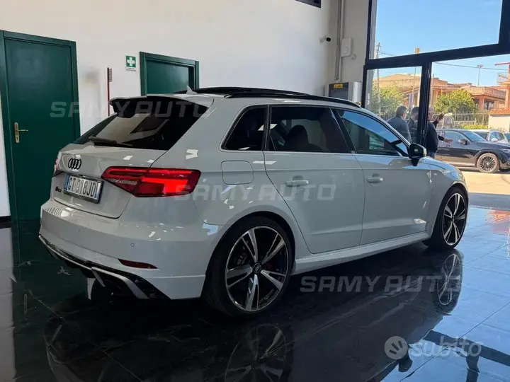 Audi Rs3 Sportback 2018 photo 4