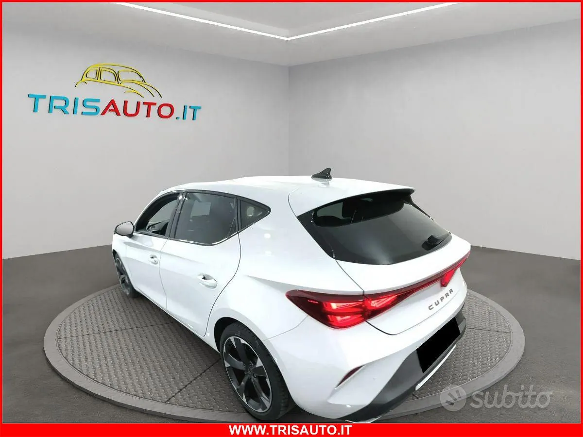 Cupra Leon 2025 photo 2