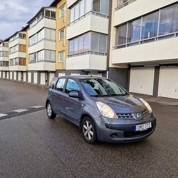 Nissan Note 2006 photo 3