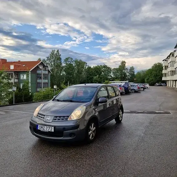 Nissan Note 2006 photo 2