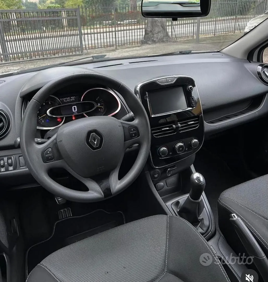 Renault Clio 2014 photo 3