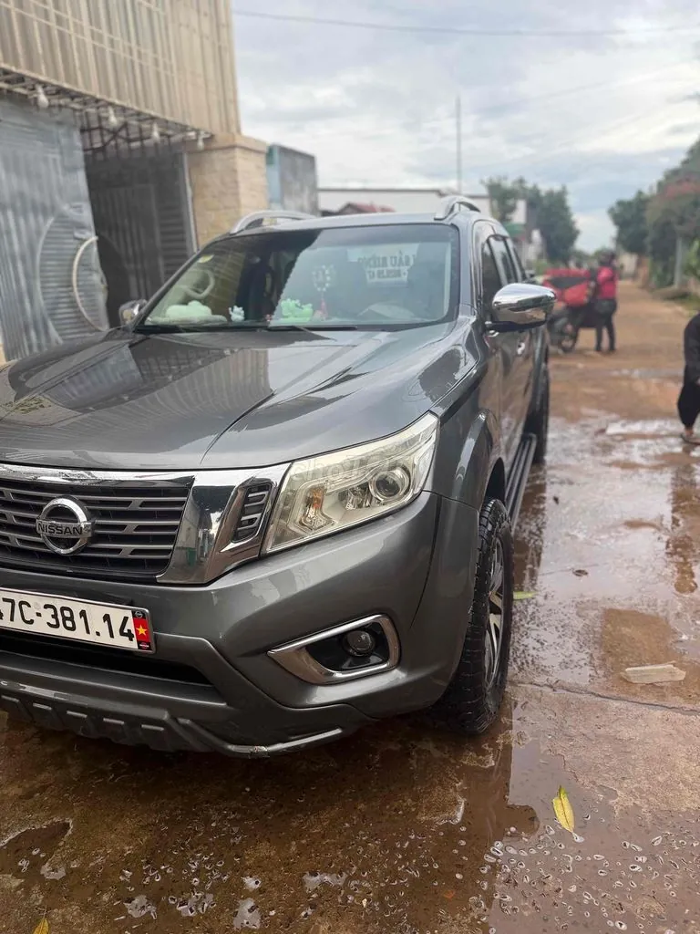 Nissan Navara 2015 photo 2